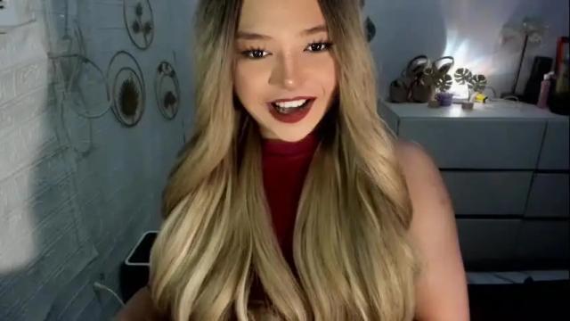 Image 8 of gorgeousamandarose Stream on Chaturbate on 2 months ago