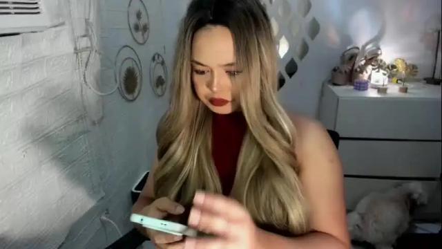 Image 12 of gorgeousamandarose Stream on Chaturbate on 2 months ago
