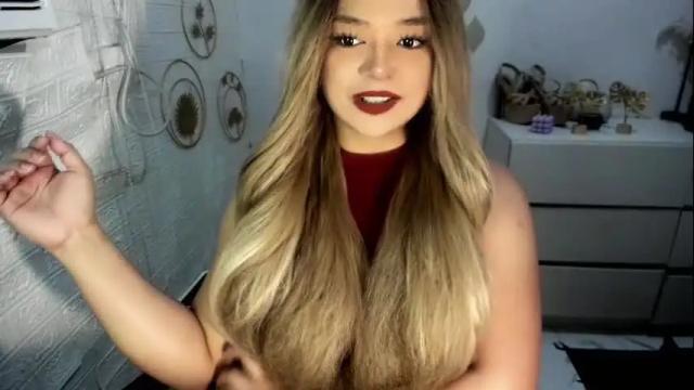 Image 2 of gorgeousamandarose Stream on Chaturbate on 22 days ago
