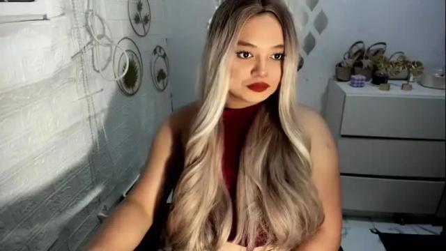 Image 8 of gorgeousamandarose Stream on Chaturbate on 11 days ago