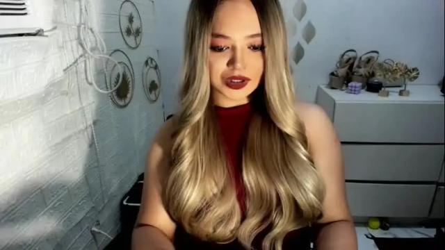 Image 11 of gorgeousamandarose Stream on Chaturbate on 3 days ago