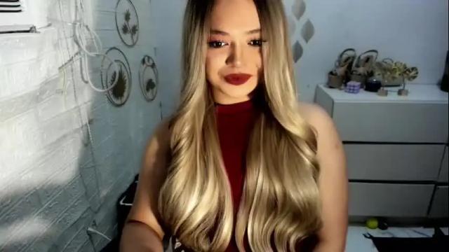 Image 3 of gorgeousamandarose Stream on Chaturbate on 3 days ago