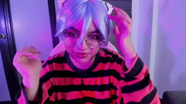 Image 11 of goth_astartea Stream on Chaturbate on 17 months ago
