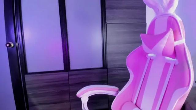 Image 4 of goth_astartea Stream on Chaturbate on 17 months ago