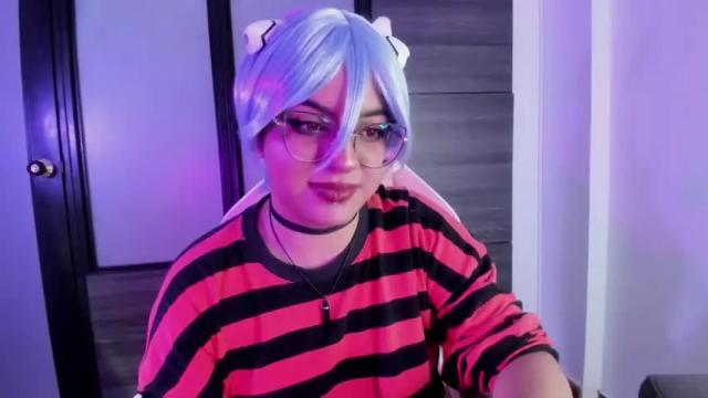 Image 6 of goth_astartea Stream on Chaturbate on 17 months ago