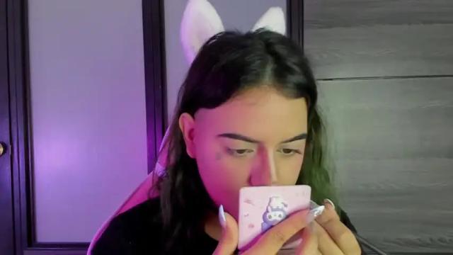 Image 6 of goth_astartea Stream on Chaturbate on 14 months ago