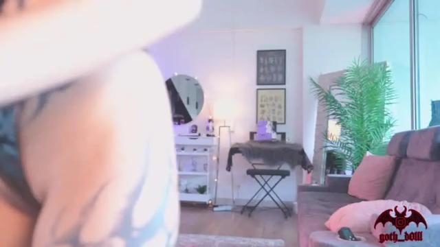 Image 2 of goth_dolll Stream on Chaturbate on 1 month ago
