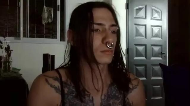 Image 4 of goth_trans Stream on Chaturbate on 23 months ago