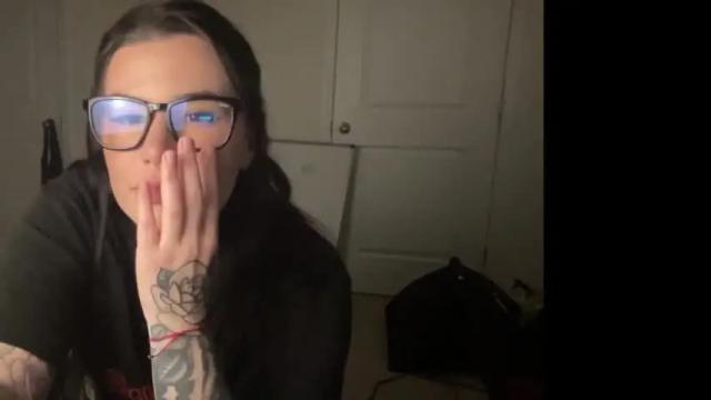 Image 2 of gothbarbie_x Stream on Chaturbate on 13 months ago