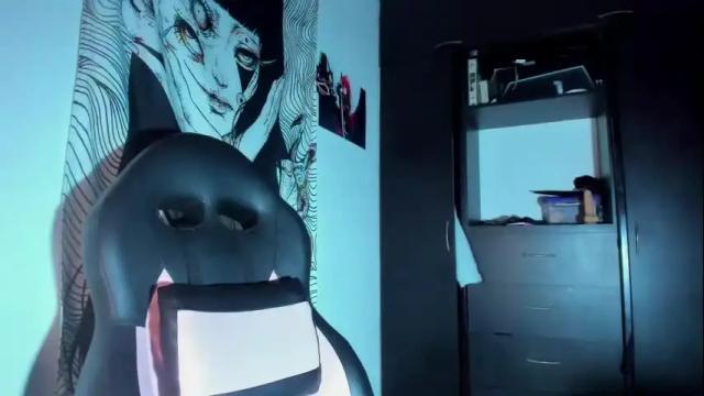 Image 2 of gothic9goddes Stream on Chaturbate on 3 months ago