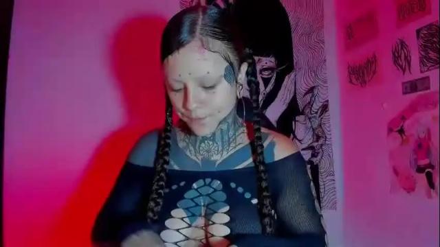 Image 2 of gothic9goddes Stream on Chaturbate on 2 months ago