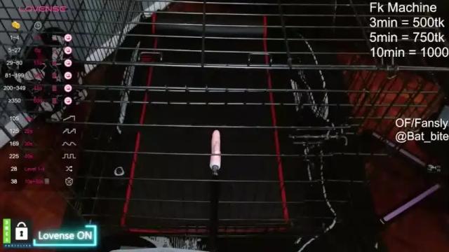 Image 11 of gothic_bat_bite Stream on Chaturbate on 14 months ago