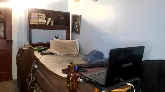 Image 12 of gothicchick12 Stream on Chaturbate on 22 months ago