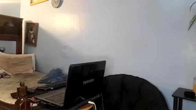 Image 2 of gothicchick12 Stream on Chaturbate on 22 months ago