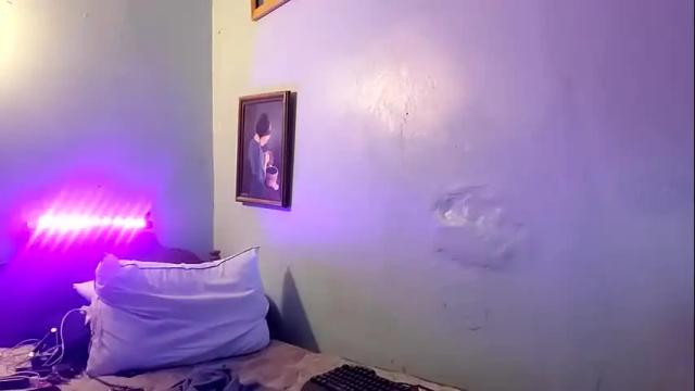 Image 3 of gothicchick12 Stream on Chaturbate on 22 months ago