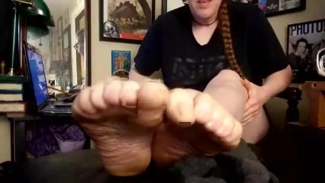 Thumbnail 2, gothicfeetfantasies's Stream at Chaturbate, 15 months ago