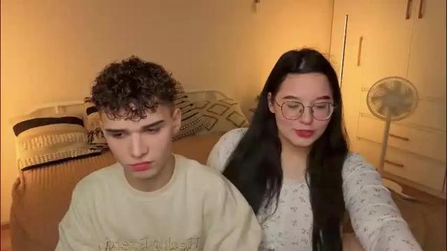 Image 2 of gothicxz Stream on Chaturbate on 4 months ago