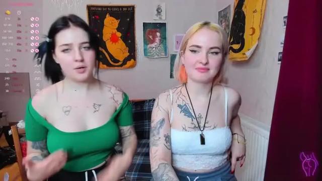 Image 2 of gothkittys Stream on Chaturbate on 24 months ago