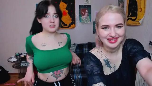 Image 10 of gothkittys Stream on Chaturbate on 18 months ago