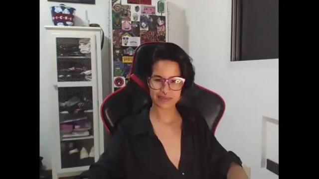 Image 2 of gotiica Stream on Chaturbate on 16 months ago