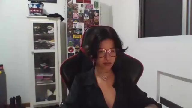 Image 2 of gotiica Stream on Chaturbate on 15 months ago