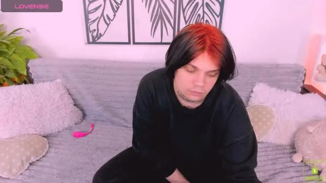 Image 12 of grace_and_jacob Stream on Chaturbate on 13 months ago