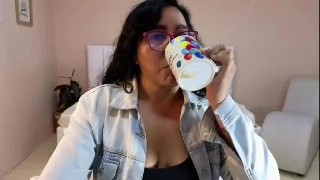 Image 12 of grace_maturemilf Stream on Chaturbate on 4 days ago