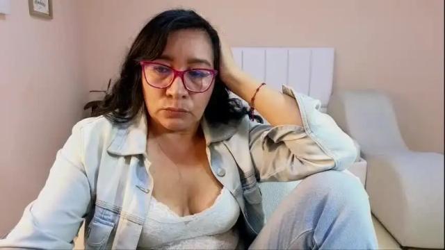 Thumbnail 1, grace_maturemilf's Stream at Chaturbate, 2 months ago
