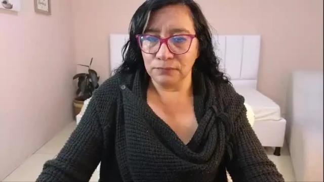 Image 6 of grace_maturemilf Stream on Chaturbate on 2 months ago