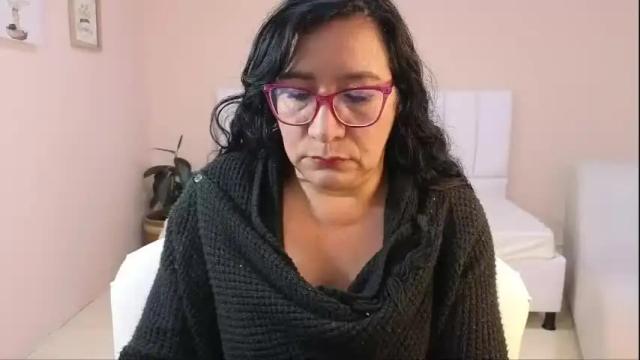 Thumbnail 3, grace_maturemilf's Stream at Chaturbate, 2 months ago