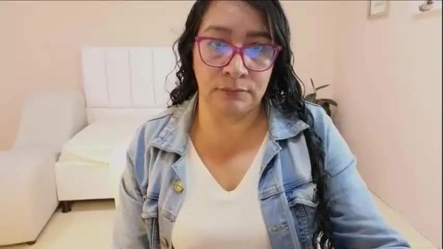 Image 8 of grace_maturemilf Stream on Chaturbate on 2 months ago