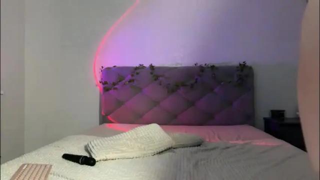 Image 2 of gracefulcharm_ Stream on Chaturbate on 12 days ago