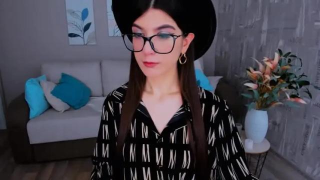 Image 12 of gracefulgaze Stream on Chaturbate on 15 months ago