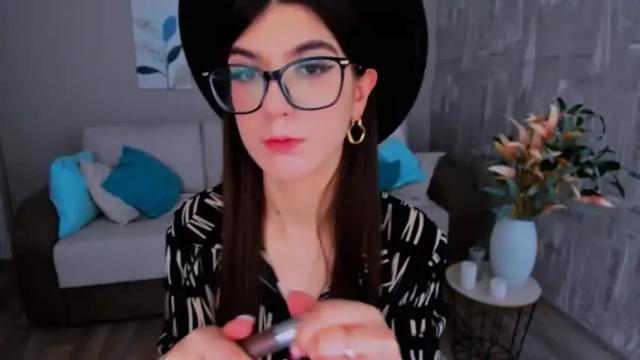 Image 2 of gracefulgaze Stream on Chaturbate on 15 months ago
