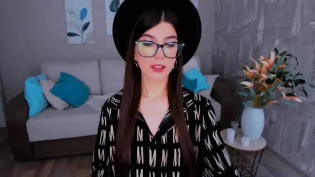 Image 7 of gracefulgaze Stream on Chaturbate on 15 months ago