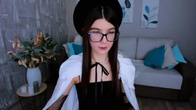Image 11 of gracefulgaze Stream on Chaturbate on 15 months ago
