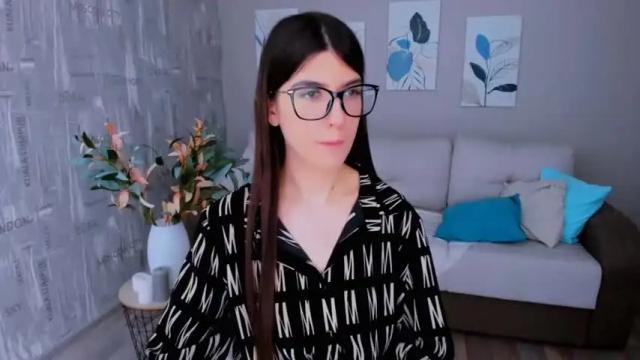 Image 8 of gracefulgaze Stream on Chaturbate on 13 months ago