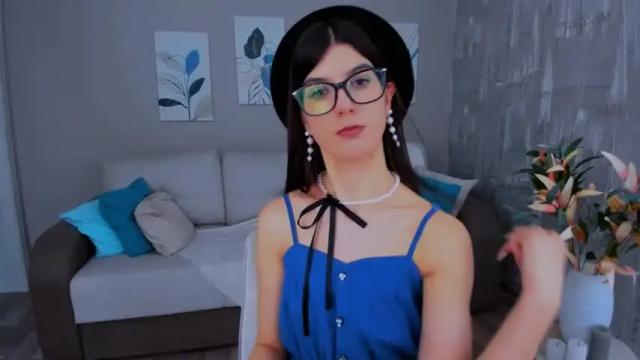 Image 3 of gracefulgaze Stream on Chaturbate on 13 months ago