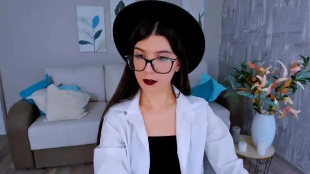 Image 3 of gracefulgaze Stream on Chaturbate on 12 months ago