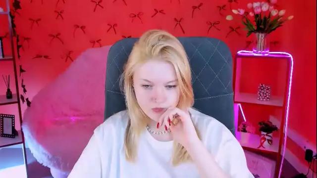 Image 4 of graceglamour Stream on Chaturbate on 16 days ago