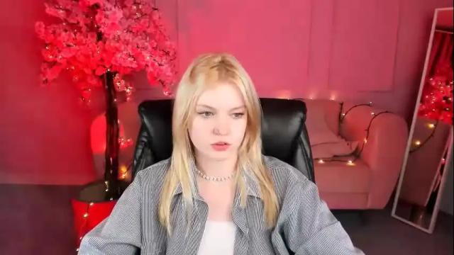 Image 7 of graceglamour Stream on Chaturbate on 18 days ago