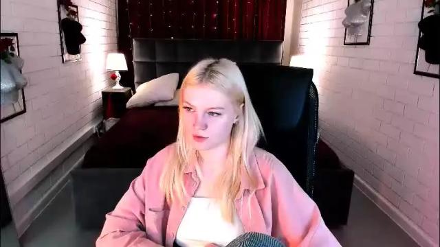 Image 4 of graceglamour Stream on Chaturbate on 2 months ago