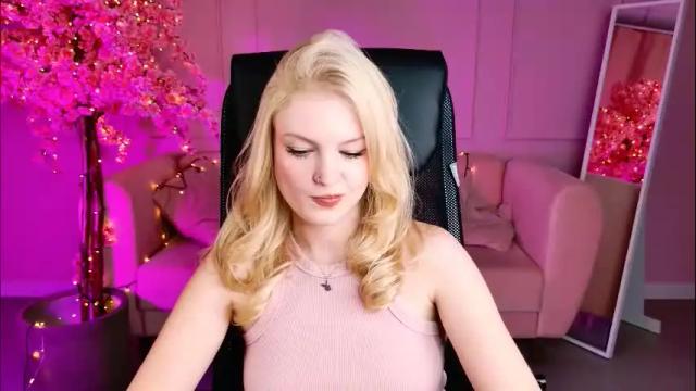 Image 4 of graceglamour Stream on Chaturbate on 1 month ago