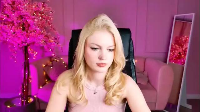 Image 6 of graceglamour Stream on Chaturbate on 1 month ago