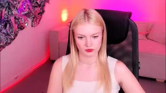Image 3 of graceglamour Stream on Chaturbate on 1 month ago