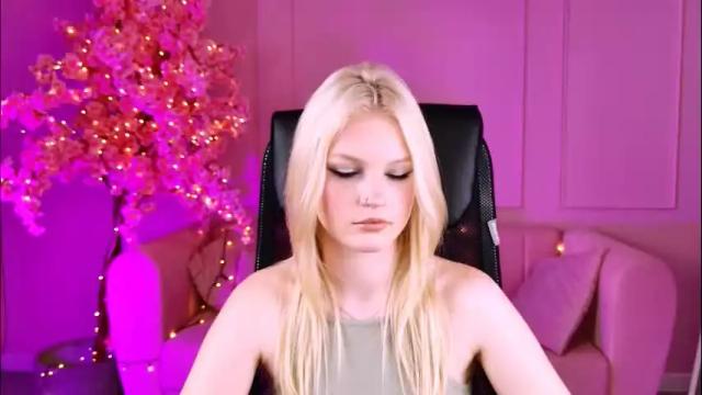 Image 2 of graceglamour Stream on Chaturbate on 1 month ago