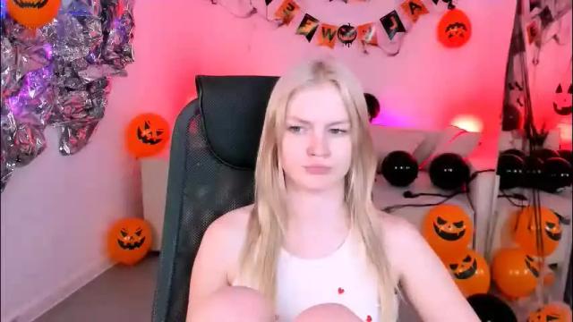 Image 11 of graceglamour Stream on Chaturbate on 5 days ago