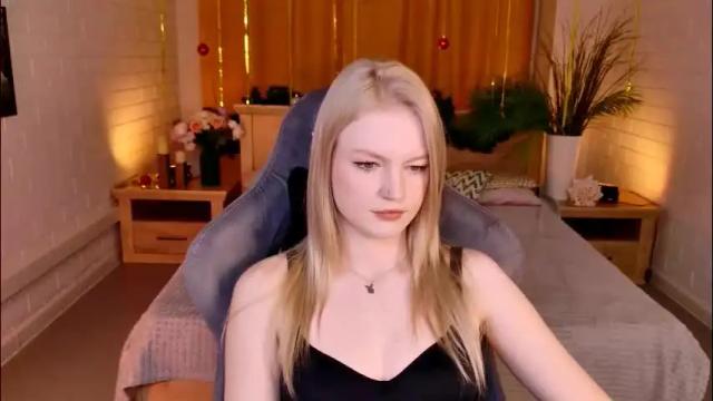 Image 3 of graceglamour Stream on Chaturbate on 23 days ago