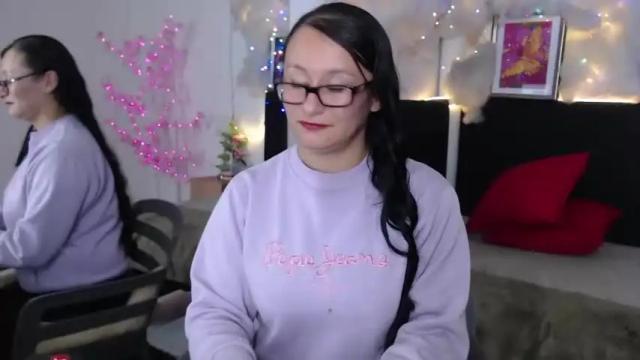 Image 10 of gracelyh Stream on Chaturbate on 18 months ago