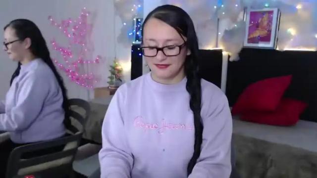 Image 12 of gracelyh Stream on Chaturbate on 18 months ago